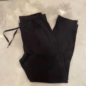 Lululemon stretch high rise crop 7/8 rise size 8